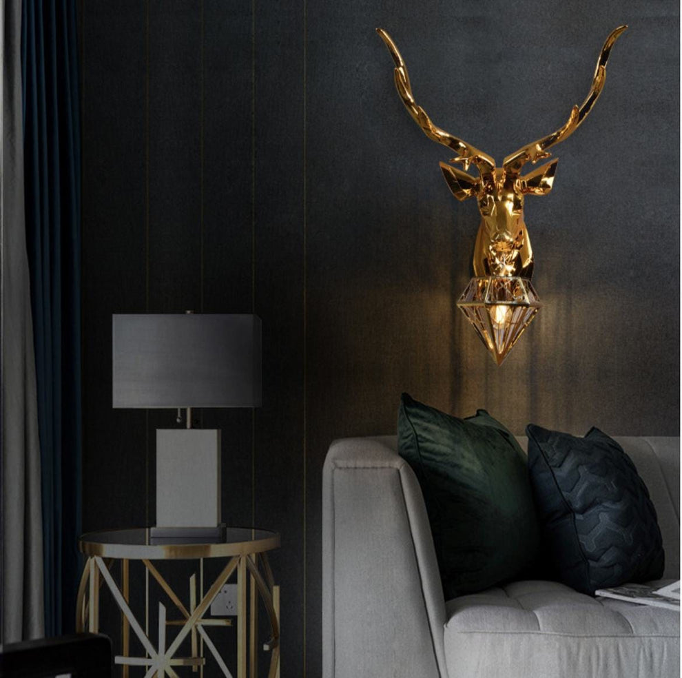Markhor Scripted Wall Lamp