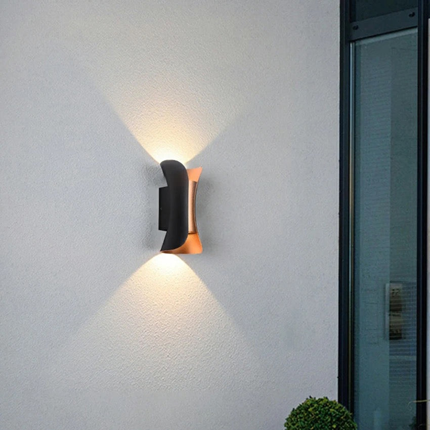 Black Two Sided Outdoor Lamp