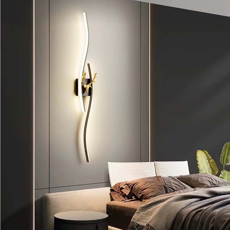 Long Markhor Black Led Walllamp