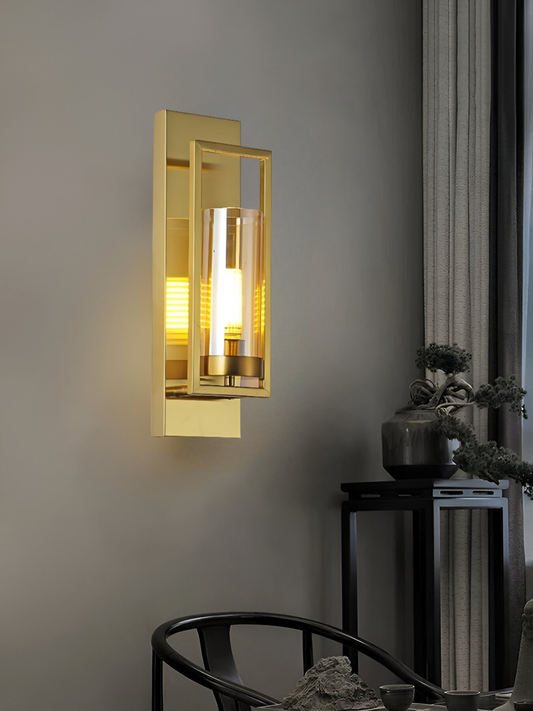 Antique Styled Brass Metal Wall Lamp